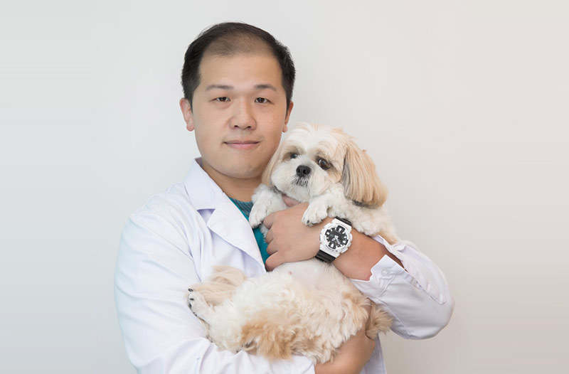 許國軒 獸醫師 許國軒 獸醫師